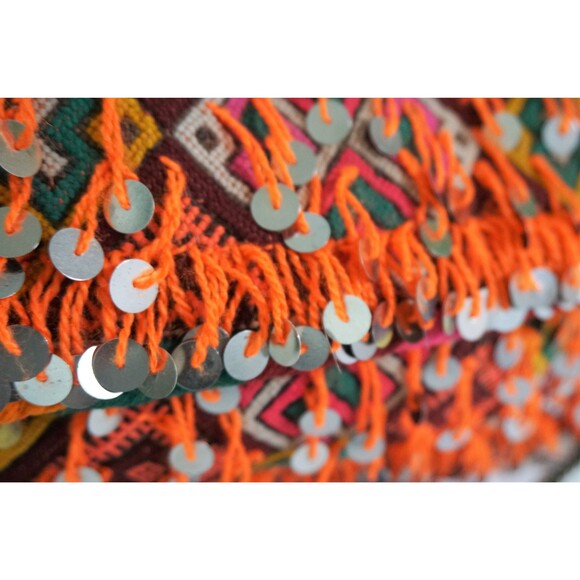 Vintage Moroccan Kilim Clutch Bag: Berber Shoulder Purse - Picture 7 of 10